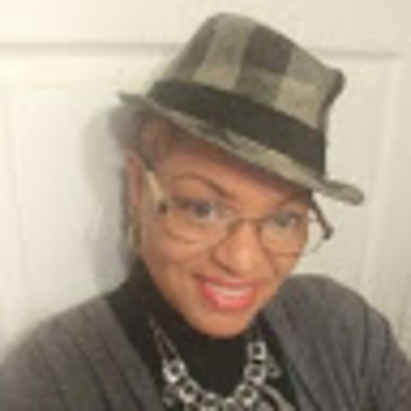 Meet your Posher, C r - Picture 1 of 1